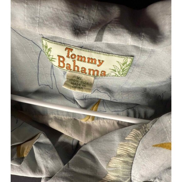 Tommy Bahama Floral AOP Blue Silk Camp Mens XL Hawaiian Shirt Beach - Picture 3 of 5